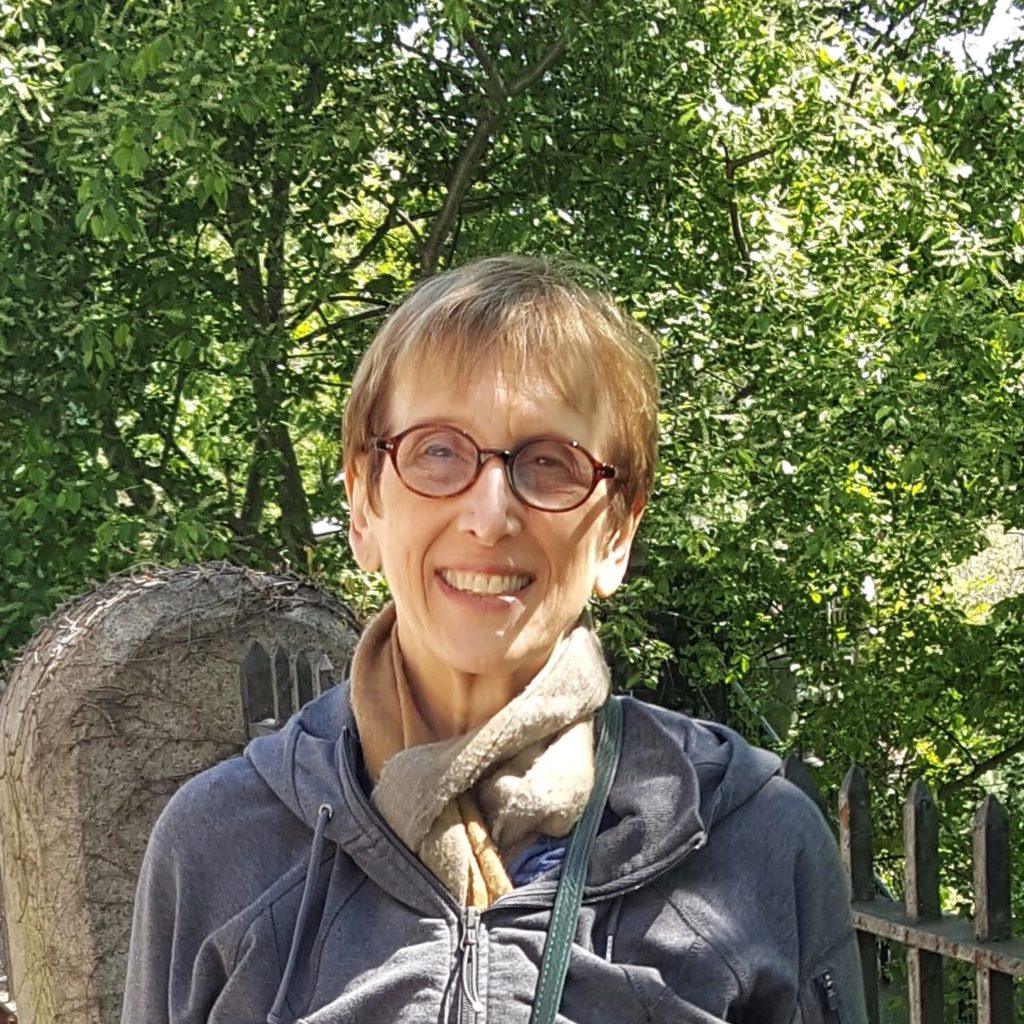 Faculty Award Madeleine Zelin receives the Lenfest Distinguished